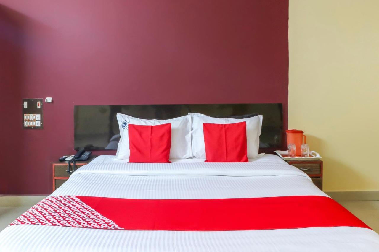โอโย 45895 โฮเต็ล บลูไนล์ Hotel เชนไน ภายนอก รูปภาพ